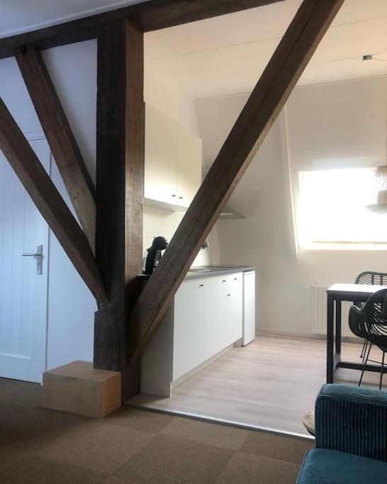 Rustig Logeerverblijf Aan De Rand Van De Stad Lekkum Exteriör bild